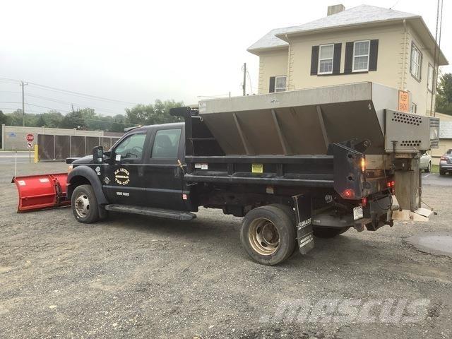 Ford F-550 Sniega naži un tīrītāji