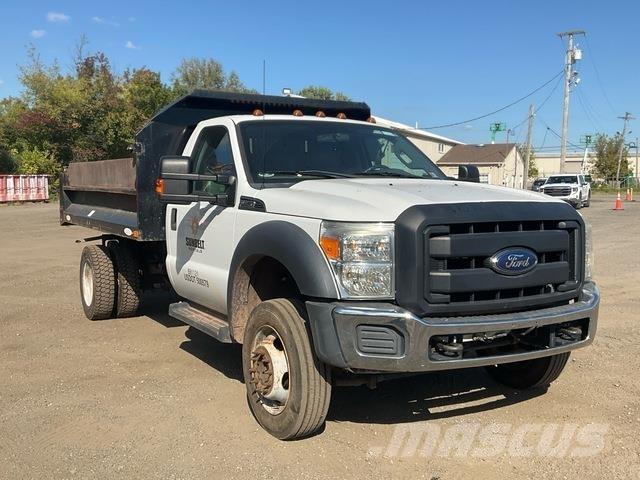 Ford F-550 Pašizgāzējs