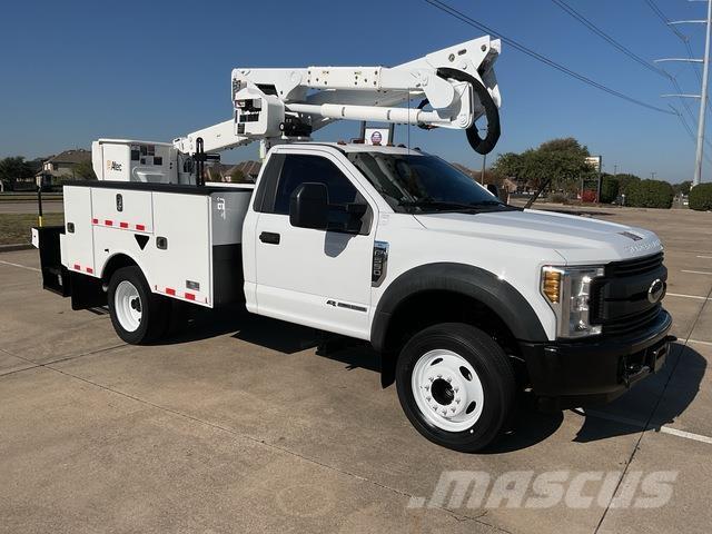 Ford F-550 Pacēlāji uz automašīnas bāzes