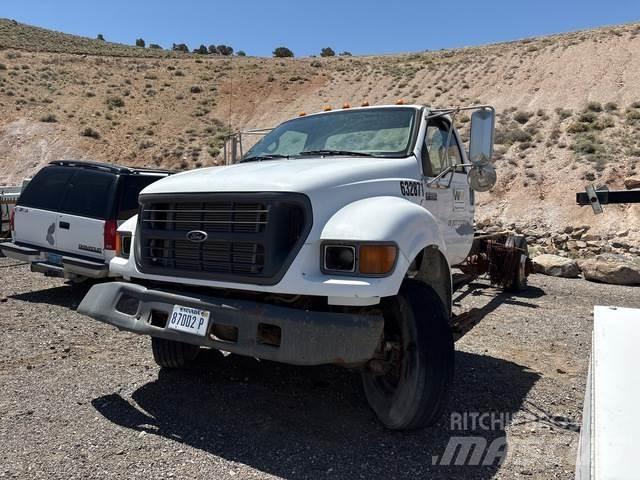 Ford F-650 Kabīnes un interjers