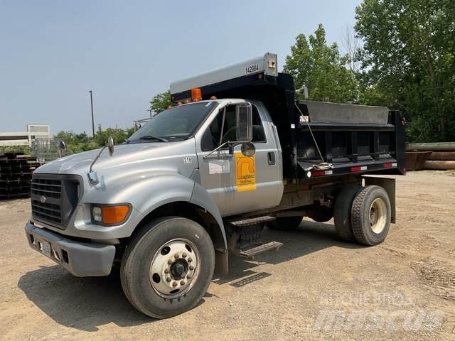 Ford F-650 Pašizgāzējs