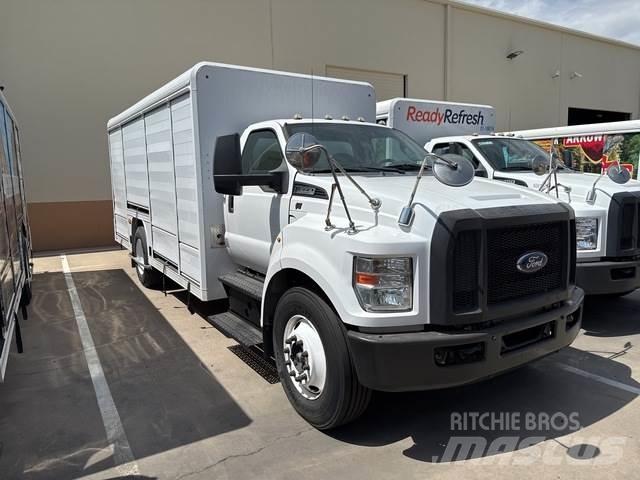 Ford F-650 Dzērienu piegāds kravas mašīnas