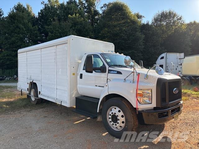 Ford F-650 Dzērienu piegāds kravas mašīnas
