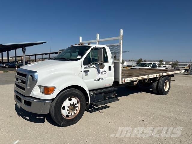 Ford F-650 Platformas/izkraušana no sāniem