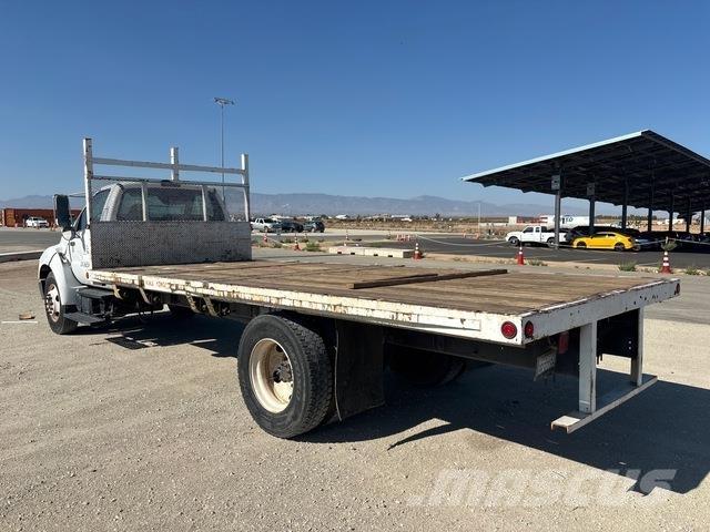 Ford F-650 Platformas/izkraušana no sāniem