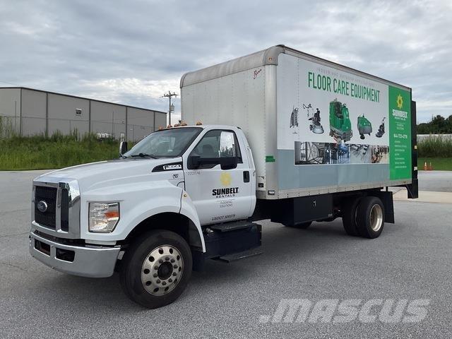 Ford F-650 Furgons