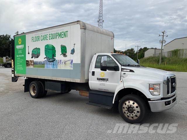 Ford F-650 Furgons
