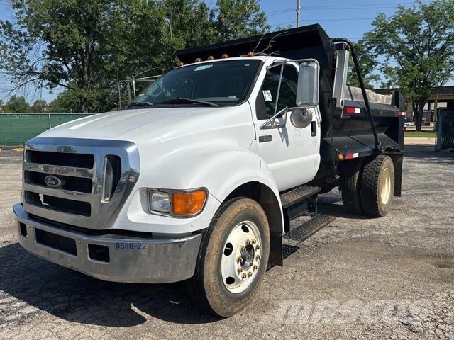 Ford F-650 XLT Pašizgāzējs