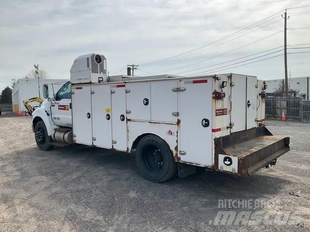 Ford F-750 Pilsētas atkritumvedēji