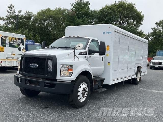 Ford F-750 Dzērienu piegāds kravas mašīnas