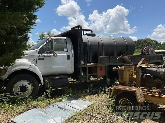 Ford F-750 Būvniecība- Citi