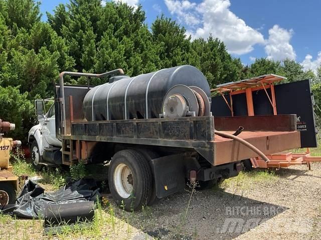 Ford F-750 Būvniecība- Citi