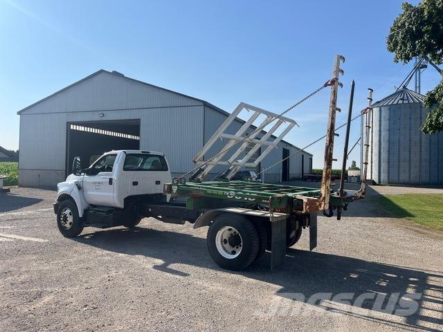 Ford F-750 Kabīnes un interjers