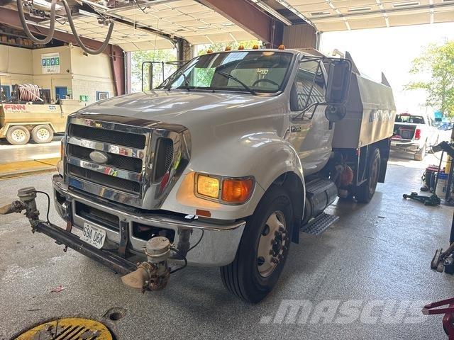 Ford F-750 Ūdens mašīnas