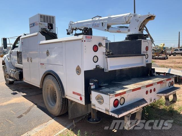 Ford F-750 Pilsētas atkritumvedēji