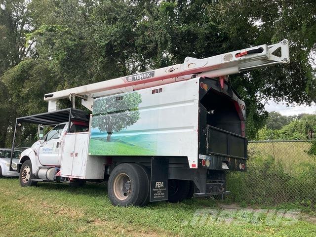 Ford F-750 Pacēlāji uz automašīnas bāzes