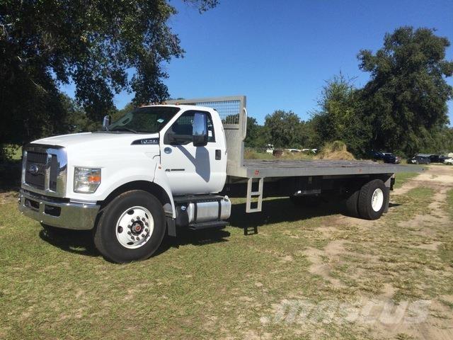 Ford F-750 Platformas/izkraušana no sāniem