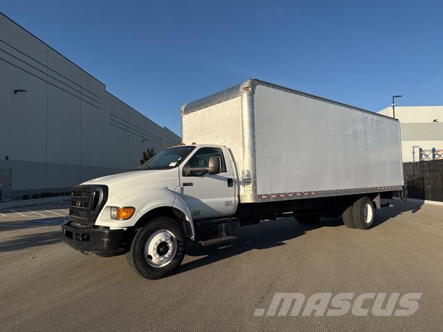 Ford F-750 Furgons