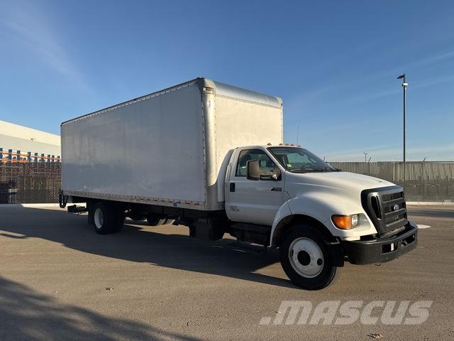 Ford F-750 Furgons