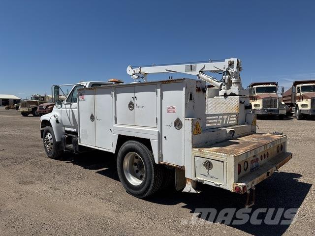 Ford F-800 Pilsētas atkritumvedēji