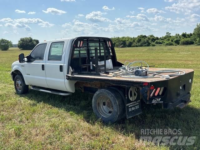 Ford F350 Platformas/izkraušana no sāniem