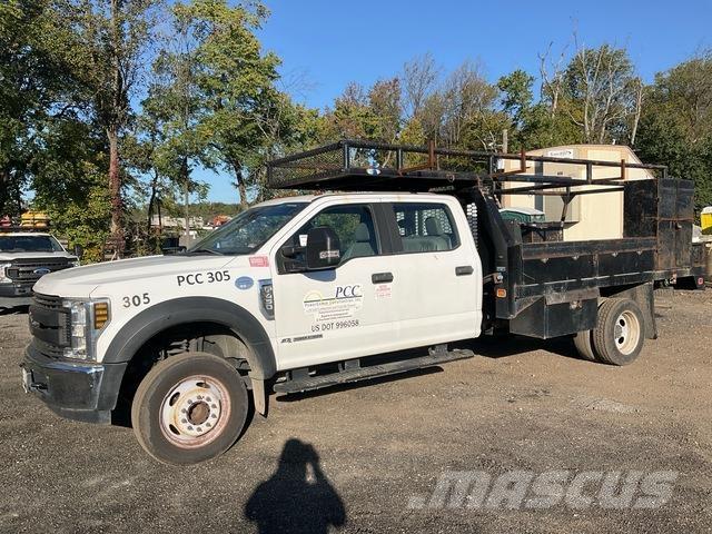 Ford F450 Platformas/izkraušana no sāniem