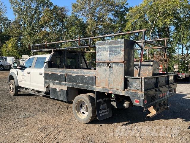 Ford F450 Platformas/izkraušana no sāniem