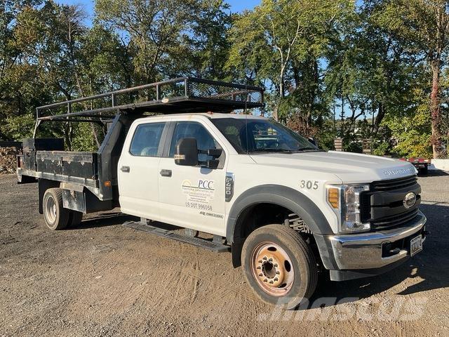 Ford F450 Platformas/izkraušana no sāniem