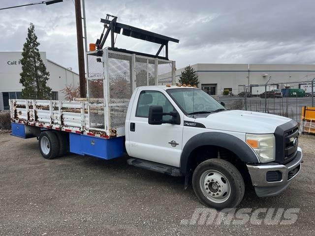 Ford F450 Pilsētas atkritumvedēji