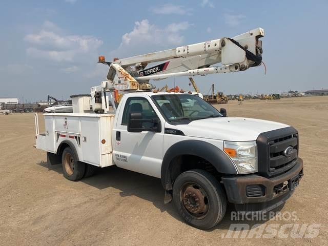 Ford F550 Pacēlāji uz automašīnas bāzes