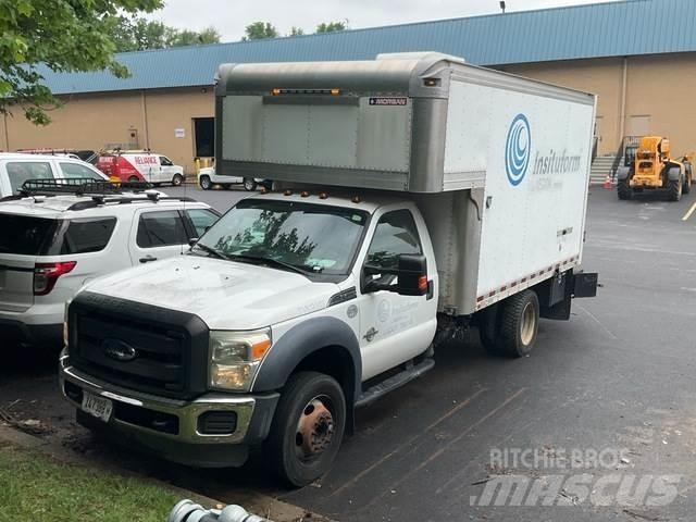 Ford F550 Furgons