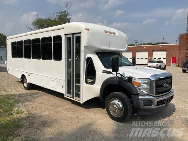 Ford F550 Mikroautobusi