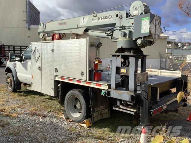 Ford F550 Smagās mašīnas ar celtni