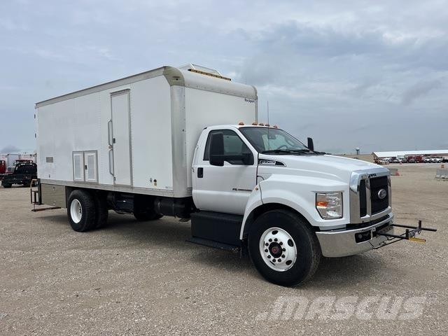 Ford F750 Kombinētās vakumsūkņa mašīnas