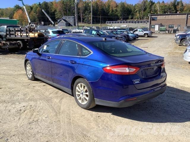 Ford Fusion S Automašīnas