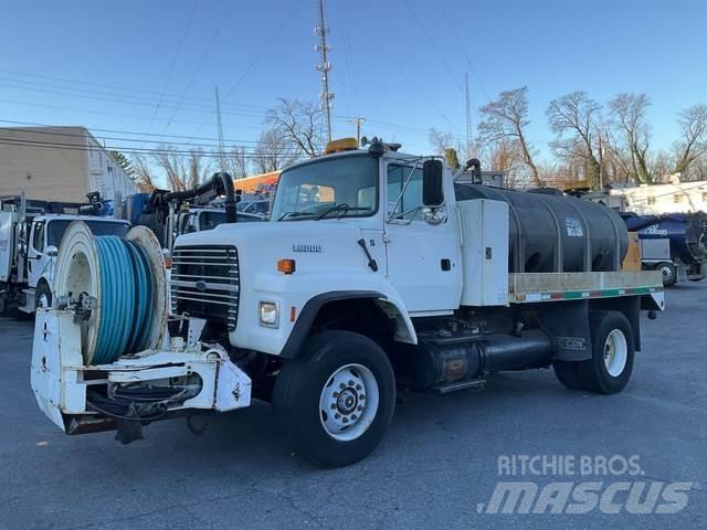 Ford L9000 Kombinētās vakumsūkņa mašīnas