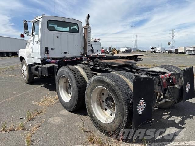 Ford L9000 Vilcēji