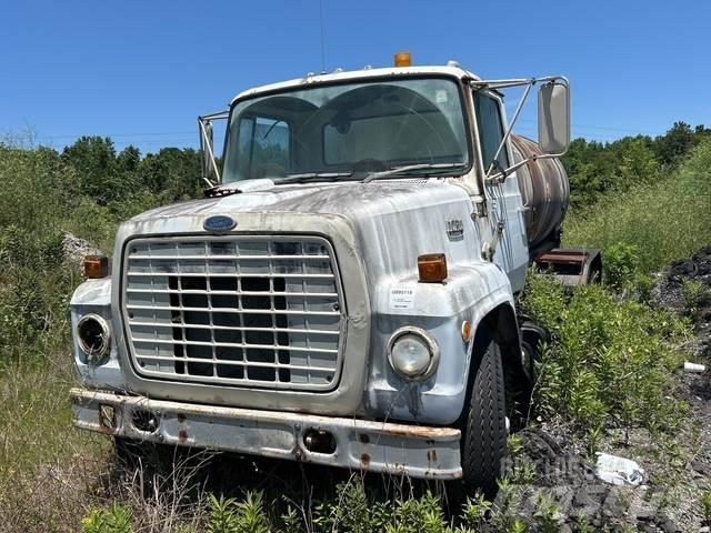 Ford LN7000 Ūdens mašīnas