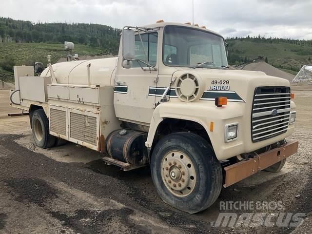 Ford LN8000 Autocisterna