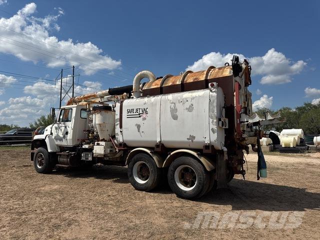Ford LNT8000F Kāpurķēžu ekskavatori