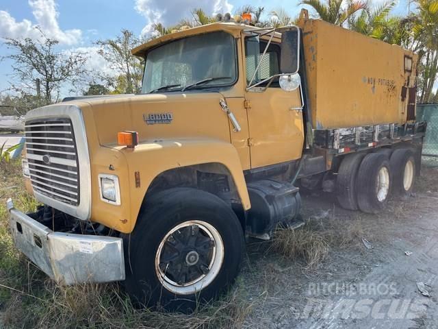 Ford LT8000 Ūdens mašīnas