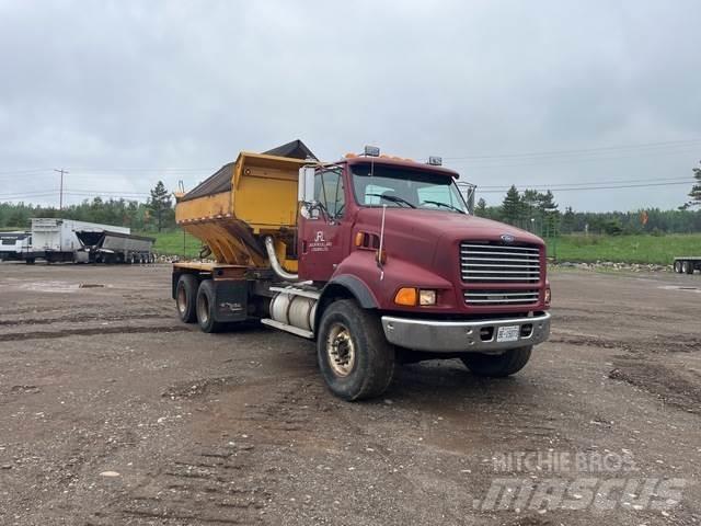 Ford LTS 9000 Sniega naži un tīrītāji