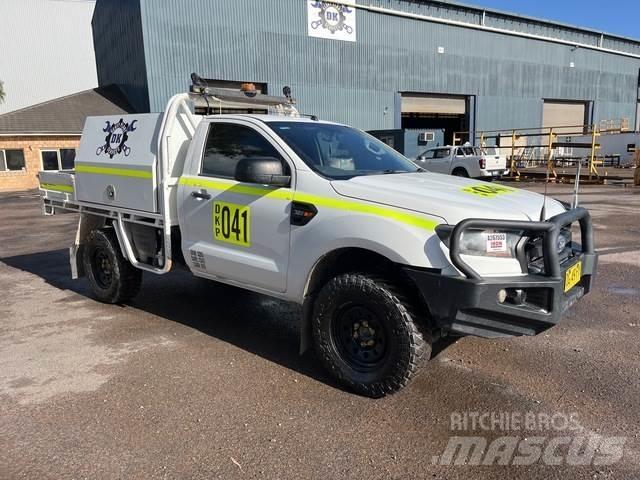 Ford Ranger XL Vieglais kravas automobilis/izkraušana no sāniem