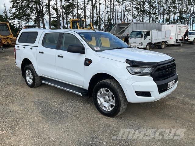Ford Ranger XL Vieglais kravas automobilis/izkraušana no sāniem