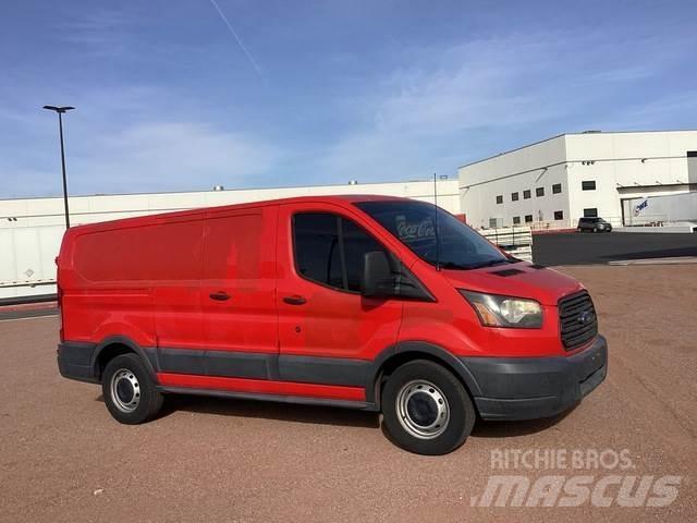 Ford Transit Preču pārvadāšanas furgoni