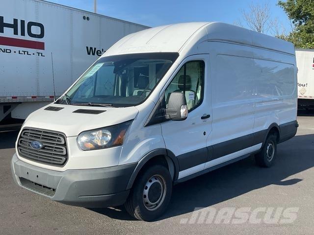 Ford Transit Furgons