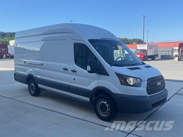 Ford Transit Furgons