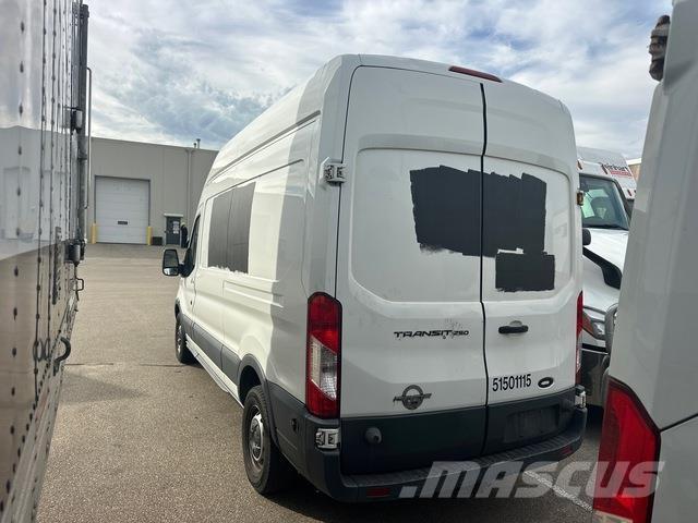 Ford Transit Preču pārvadāšanas furgoni