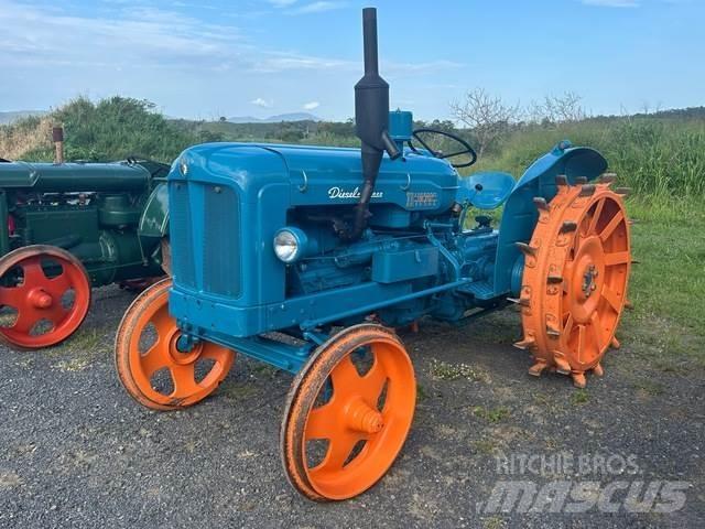 Fordson Major Būvniecība- Citi