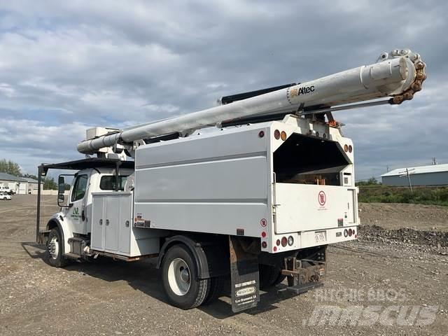 Freightliner  Pacēlāji uz automašīnas bāzes